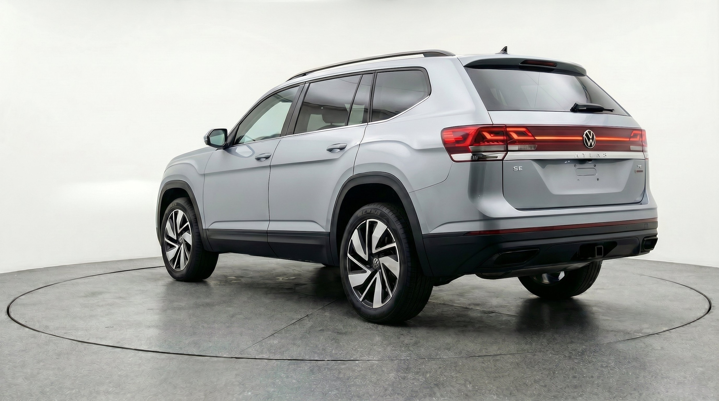 Thumbnail: 2026 Volkswagen Atlas - 6
