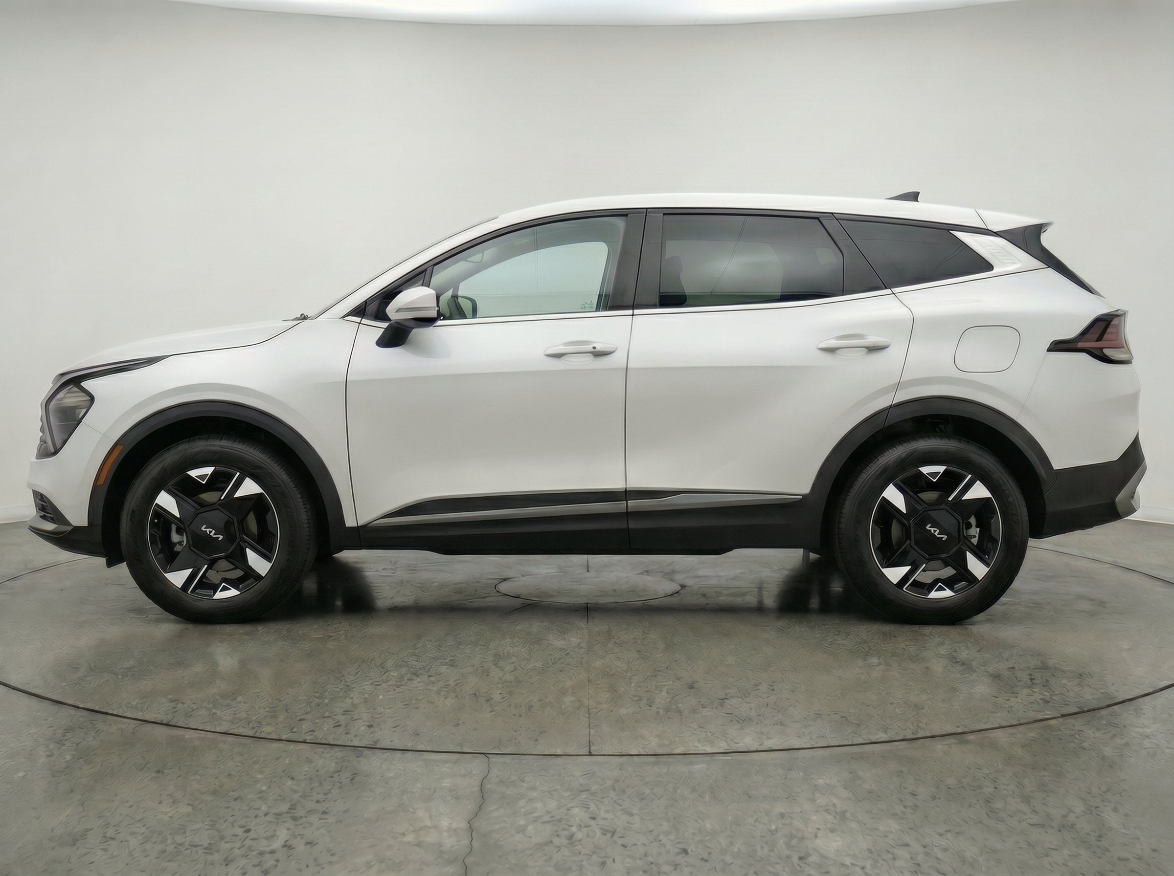 Thumbnail: 2026 Kia Sportage - 5