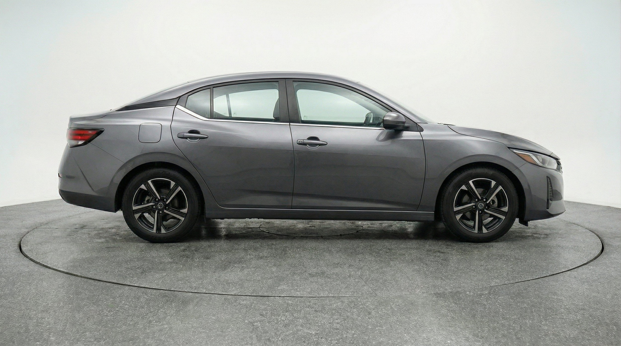Thumbnail: 2025 Nissan Sentra - 11