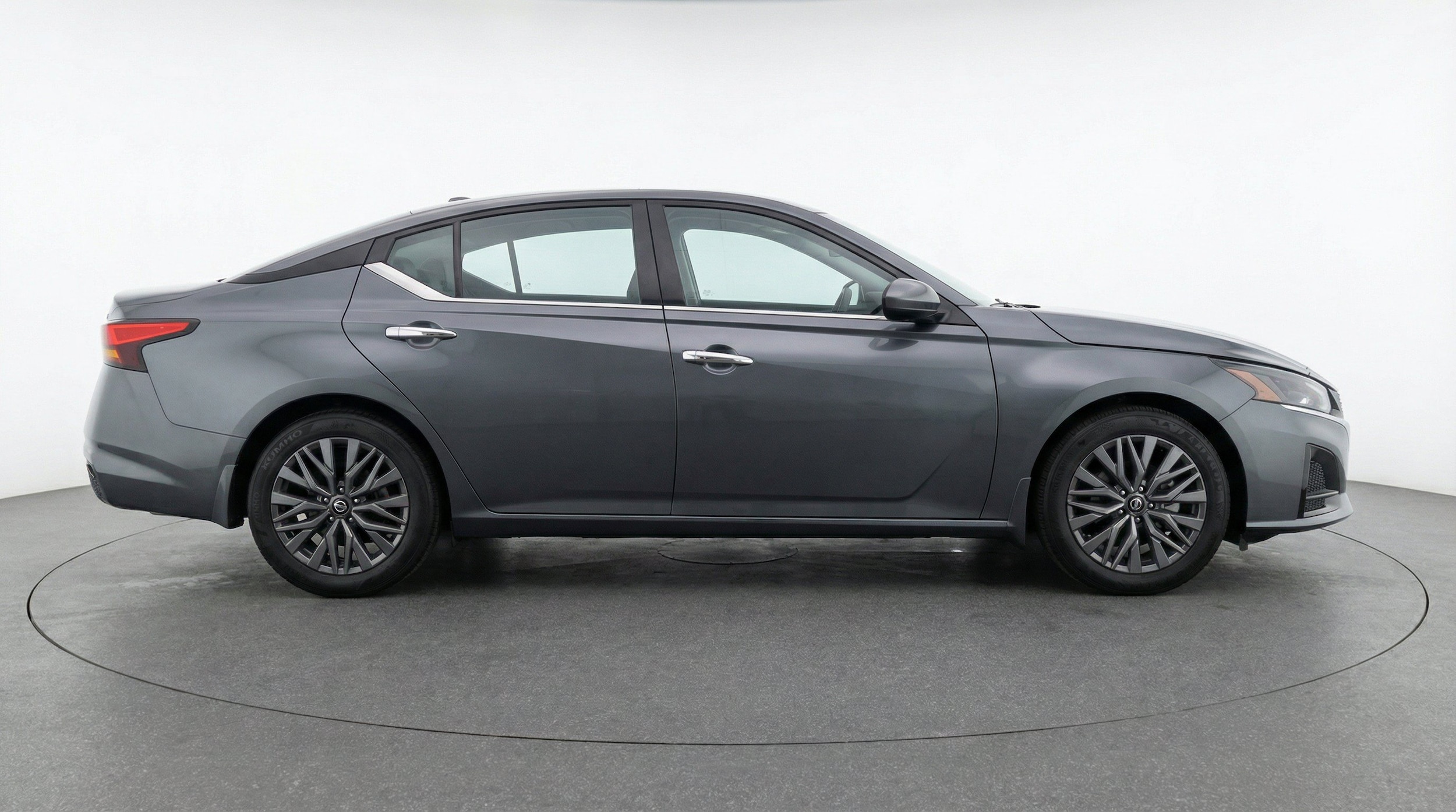 Thumbnail: 2025 Nissan Altima - 11