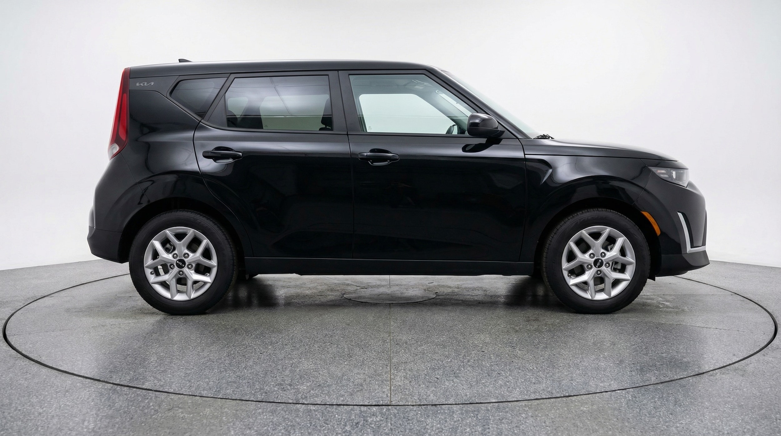 Thumbnail: 2025 Kia Soul - 8