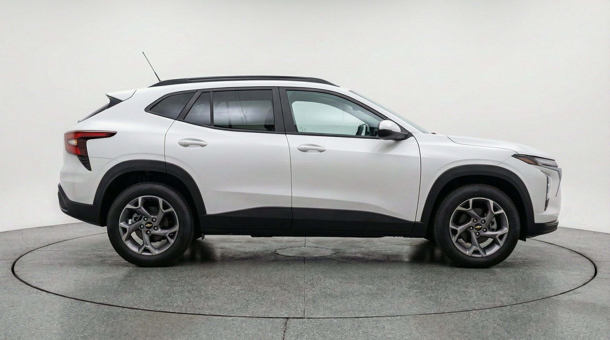 Thumbnail: 2025 Chevrolet Trax - 11