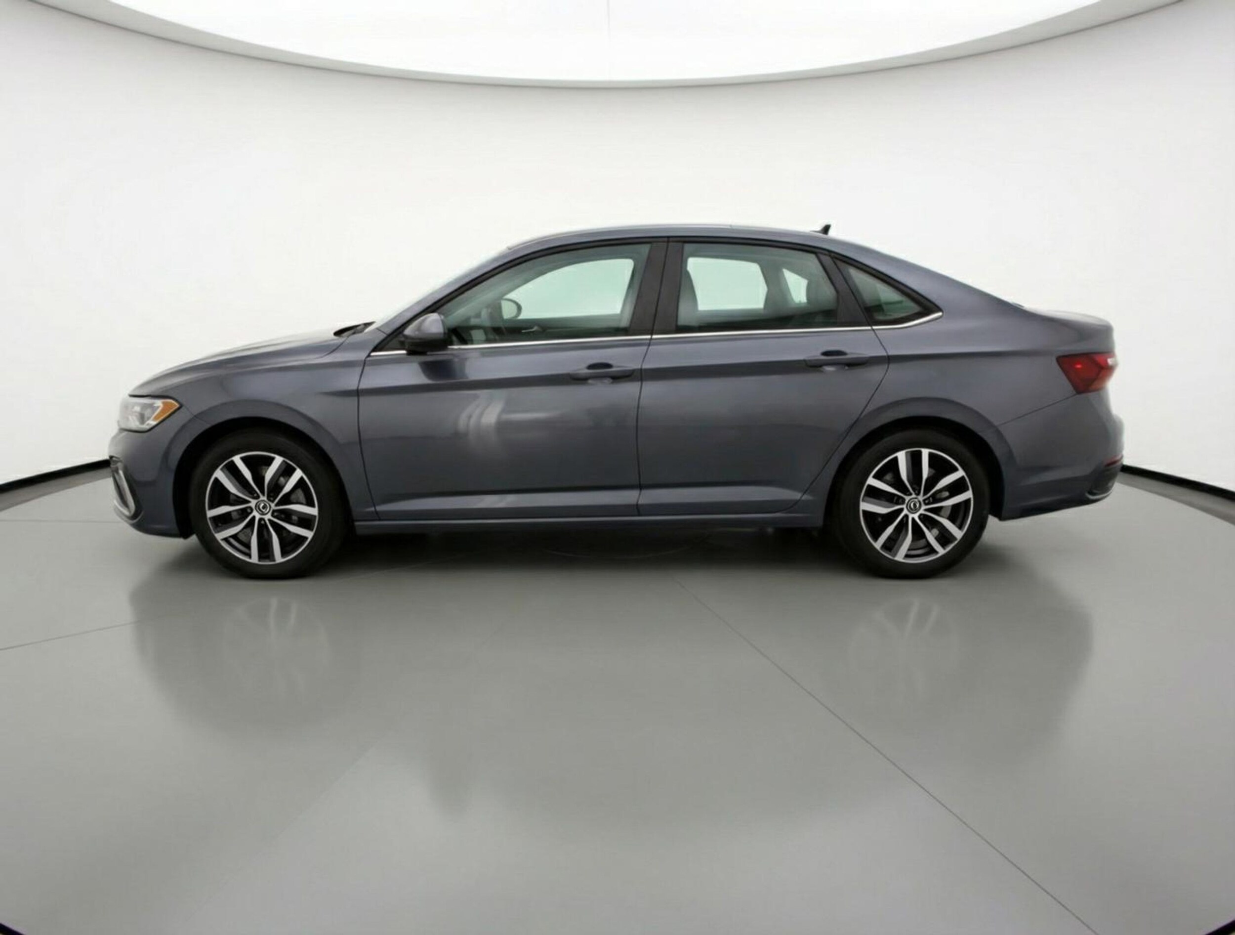 Thumbnail: 2025 Volkswagen Jetta - 4