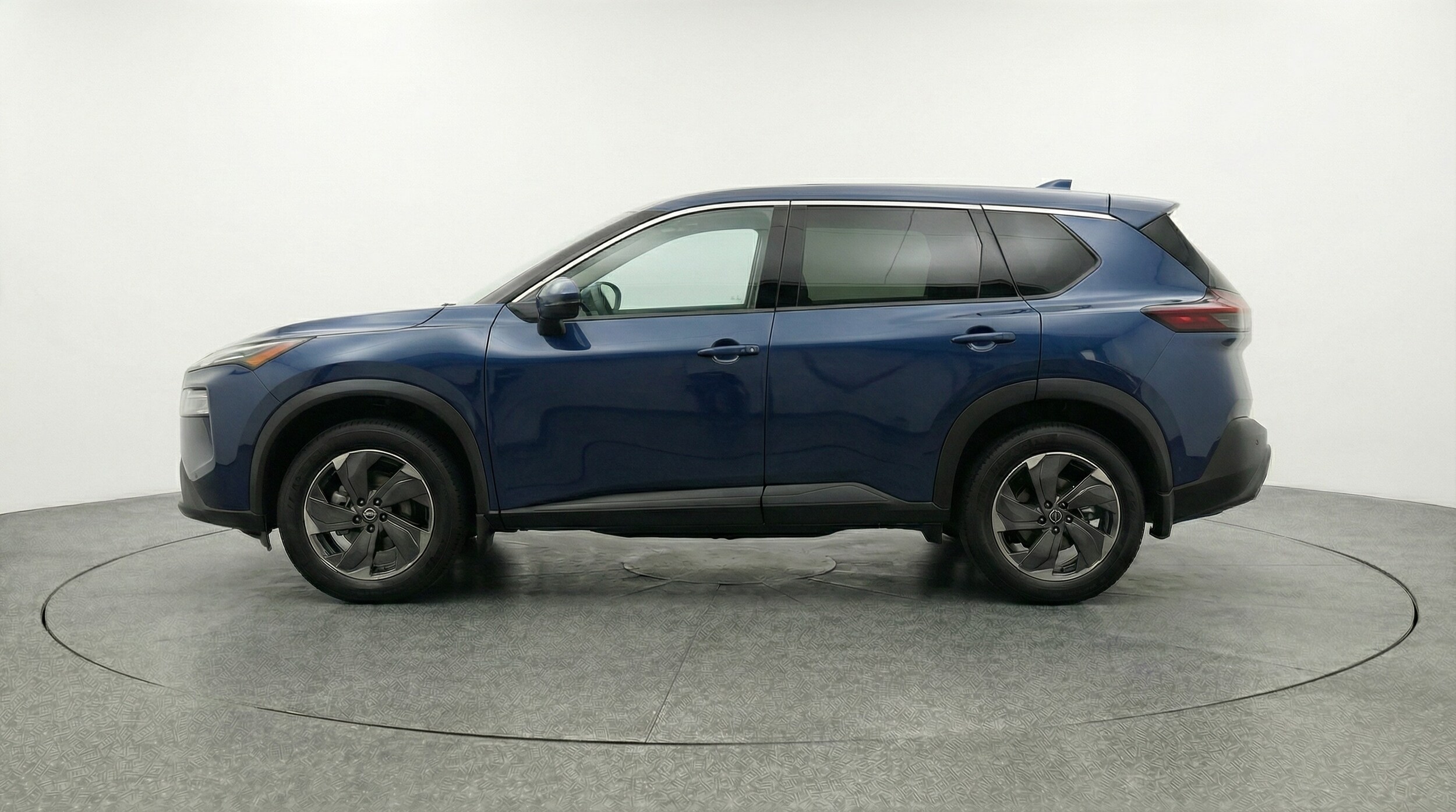 Thumbnail: 2025 Nissan Rogue - 4