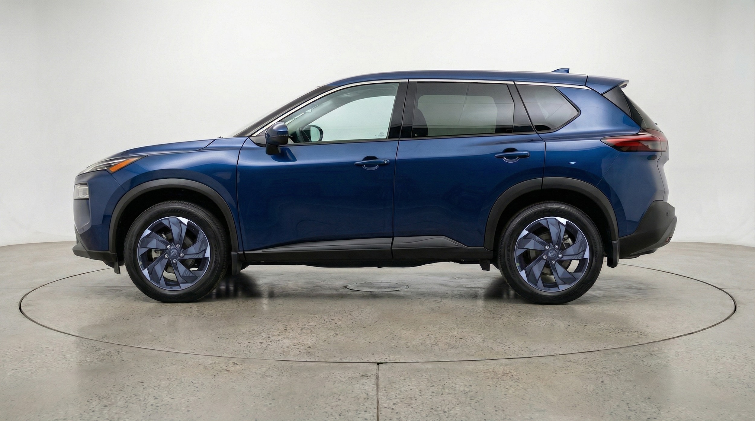 Thumbnail: 2025 Nissan Rogue - 4