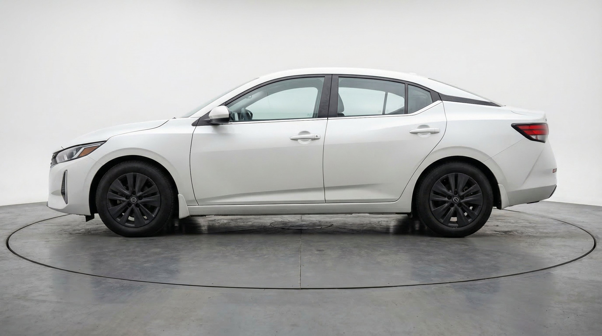 Thumbnail: 2025 Nissan Sentra - 5