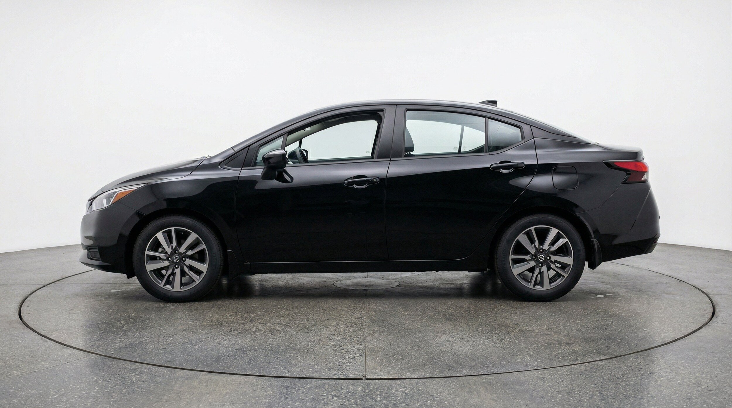 Thumbnail: 2025 Nissan Versa - 5