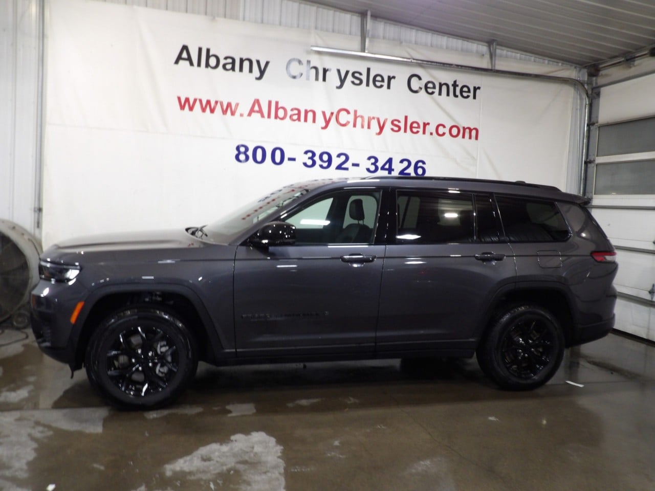 2024 Jeep Grand Cherokee L Altitude's photo