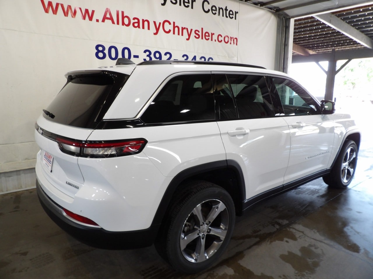 2026 Jeep Grand Cherokee Limited - Photo 16