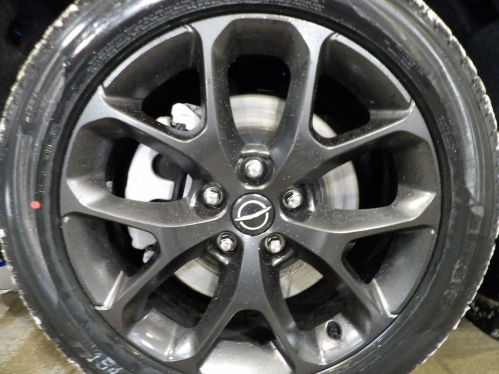 New 2026 Chrysler Pacifica SELECT AWD Passenger Van