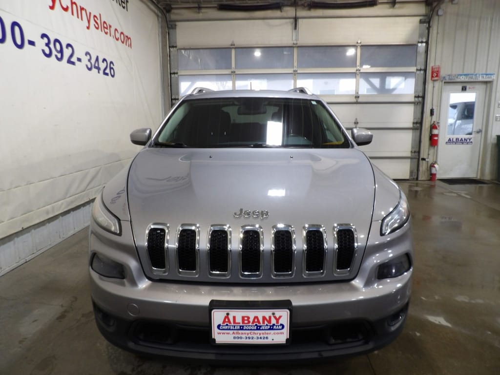 Used 2014 Jeep Cherokee Latitude 4x4, Hts Seats, Htd Steering Wheel SUV