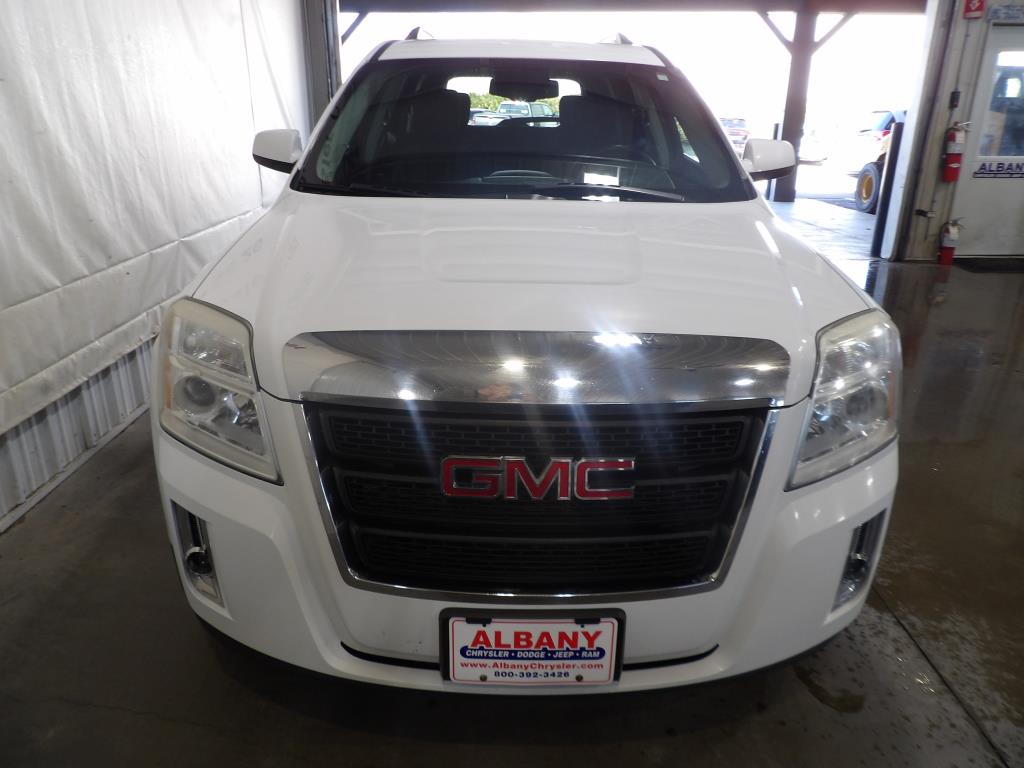 Used 2014 GMC Terrain SLE-2 with VIN 2GKFLRE31E6190662 for sale in Albany, Minnesota