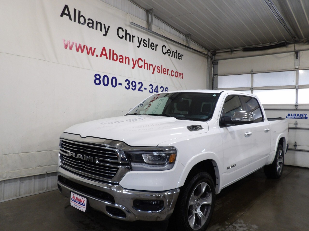 2020 Ram 1500 Laramie photo 3