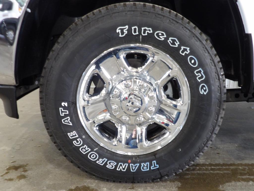2025 Ram 2500 Tradesman photo 4