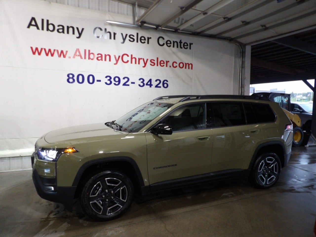 2026 Jeep Cherokee Laredo HEV 4X4's photo
