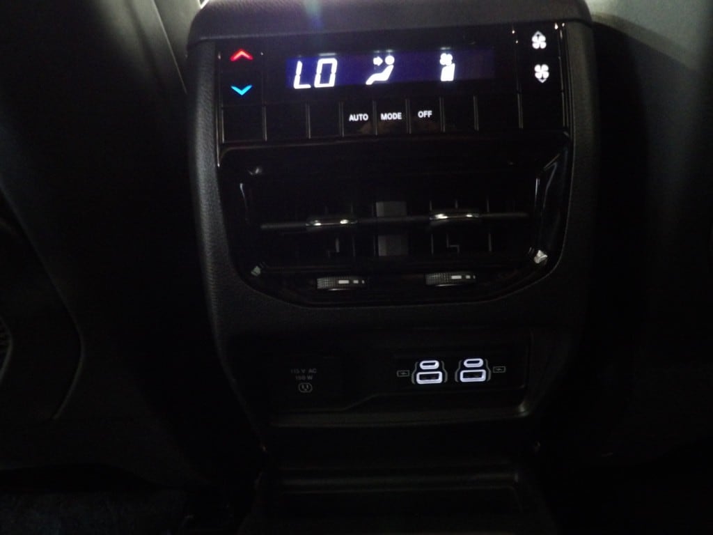 2024 Jeep Grand Cherokee L Laredo - Photo 9