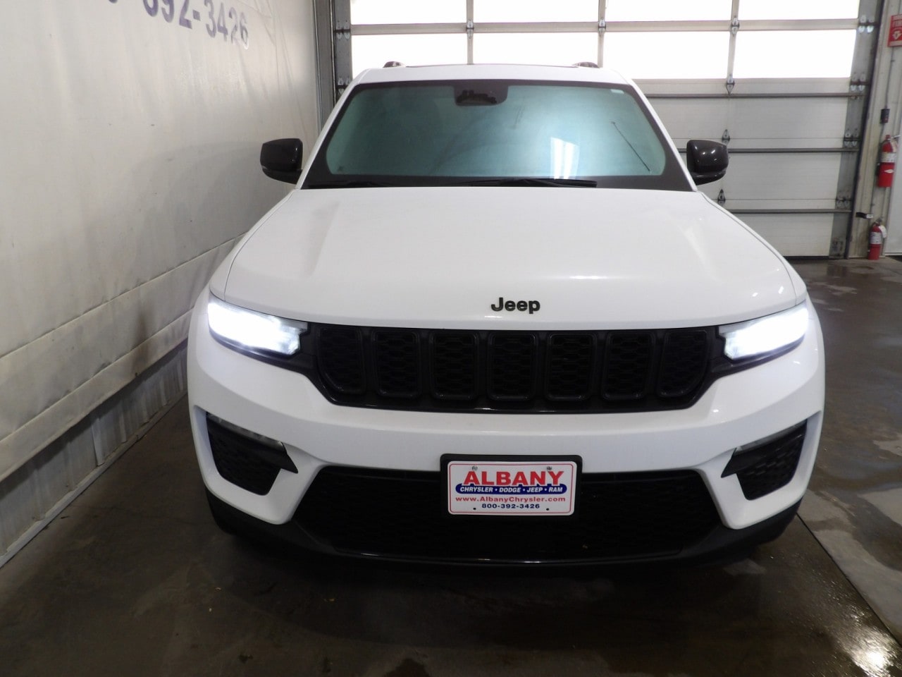 Certified 2023 Jeep Grand Cherokee Limited with VIN 1C4RJHBG2P8818743 for sale in Albany, Minnesota