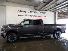 2026 Ram 3500 LARAMIE CREW CAB 4X4 8' BOX Pickup