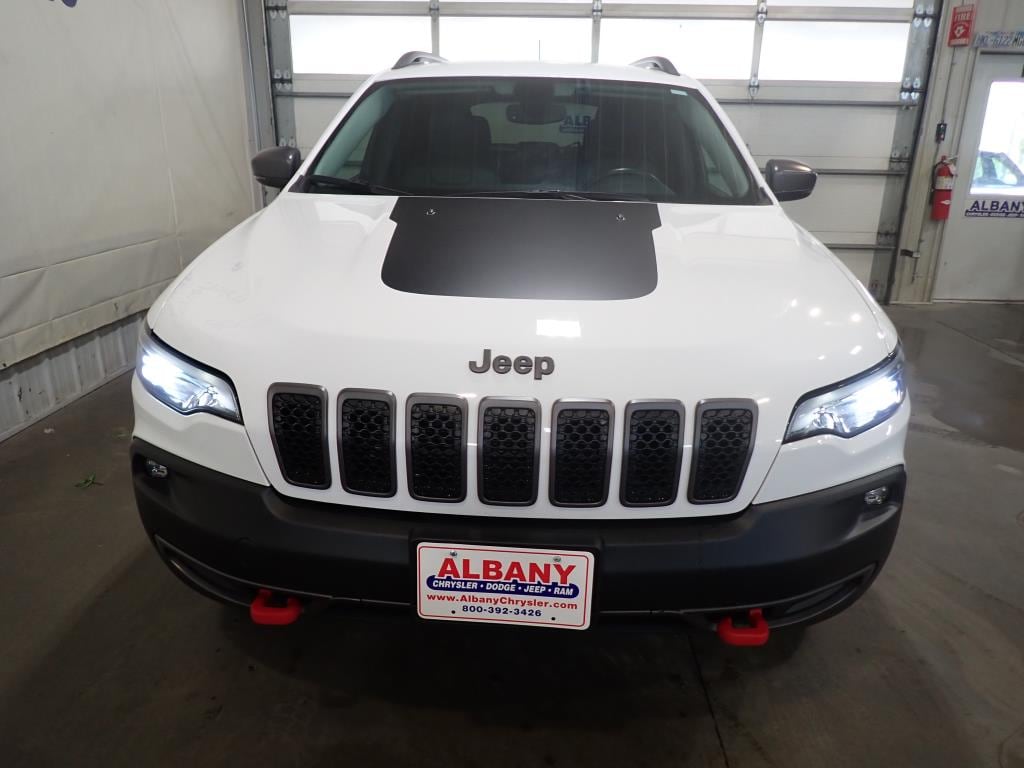 Certified 2019 Jeep Cherokee Trailhawk Elite with VIN 1C4PJMBX9KD424771 for sale in Albany, MN