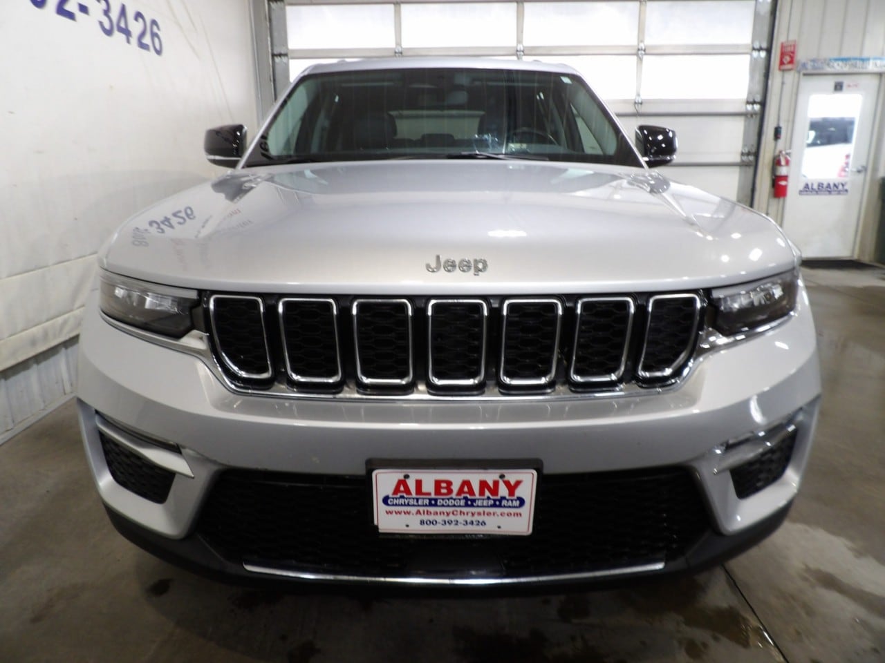 Certified 2022 Jeep Grand Cherokee Limited with VIN 1C4RJHBG9N8585862 for sale in Albany, Minnesota