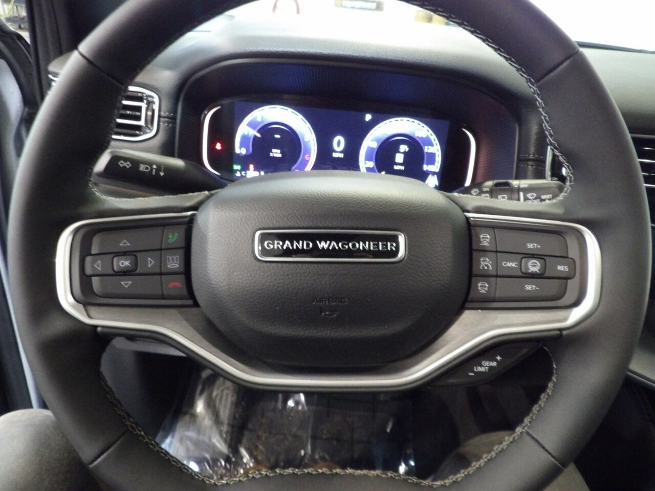 2026 Jeep Grand Wagoneer L Limited Altitude - Photo 12