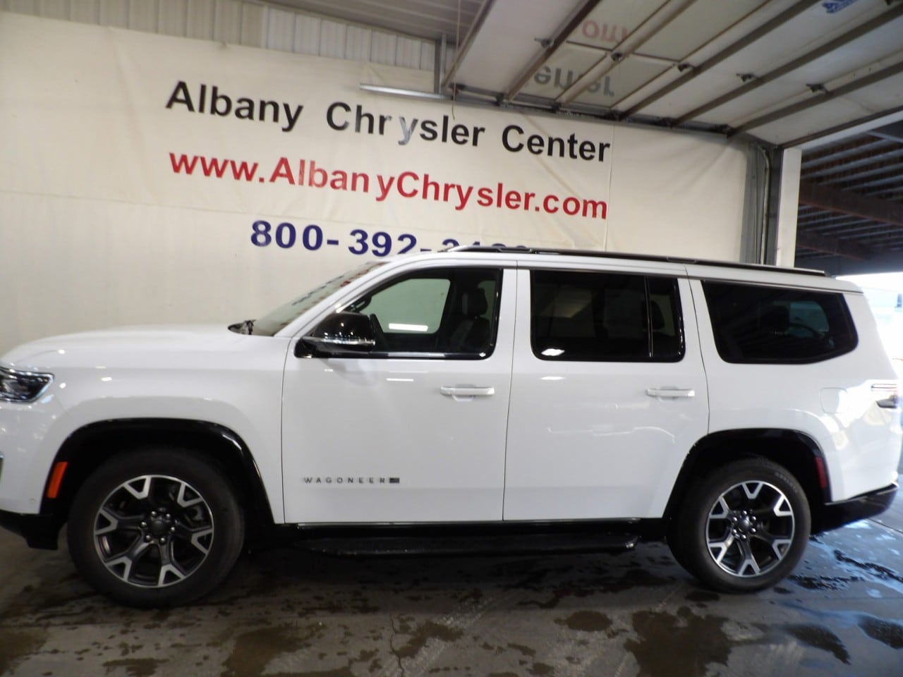 2024 Jeep Wagoneer Series III's photo