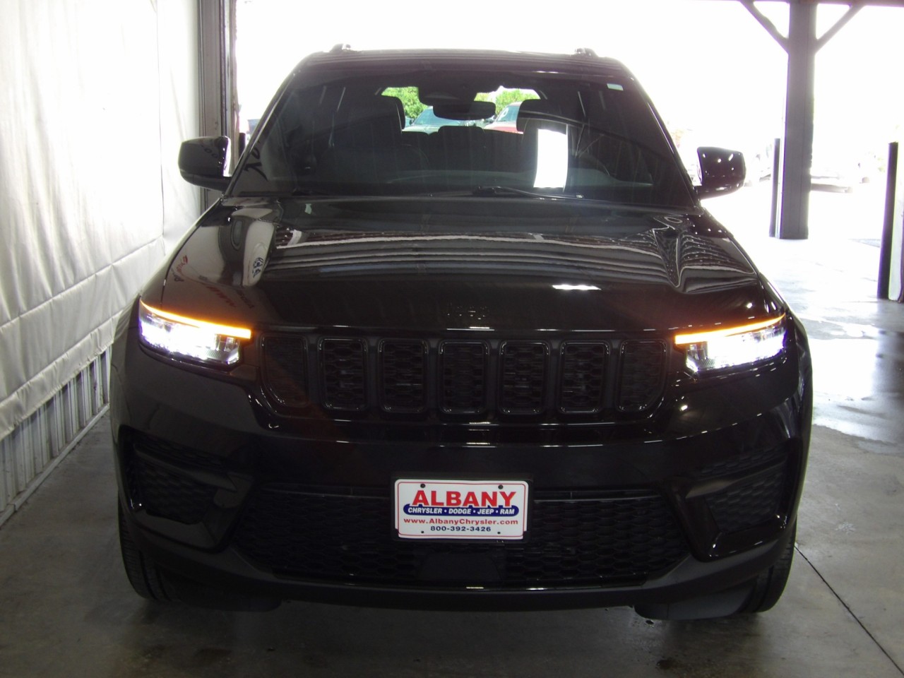 Certified 2024 Jeep Grand Cherokee Altitude with VIN 1C4RJHAG4RC705085 for sale in Albany, Minnesota