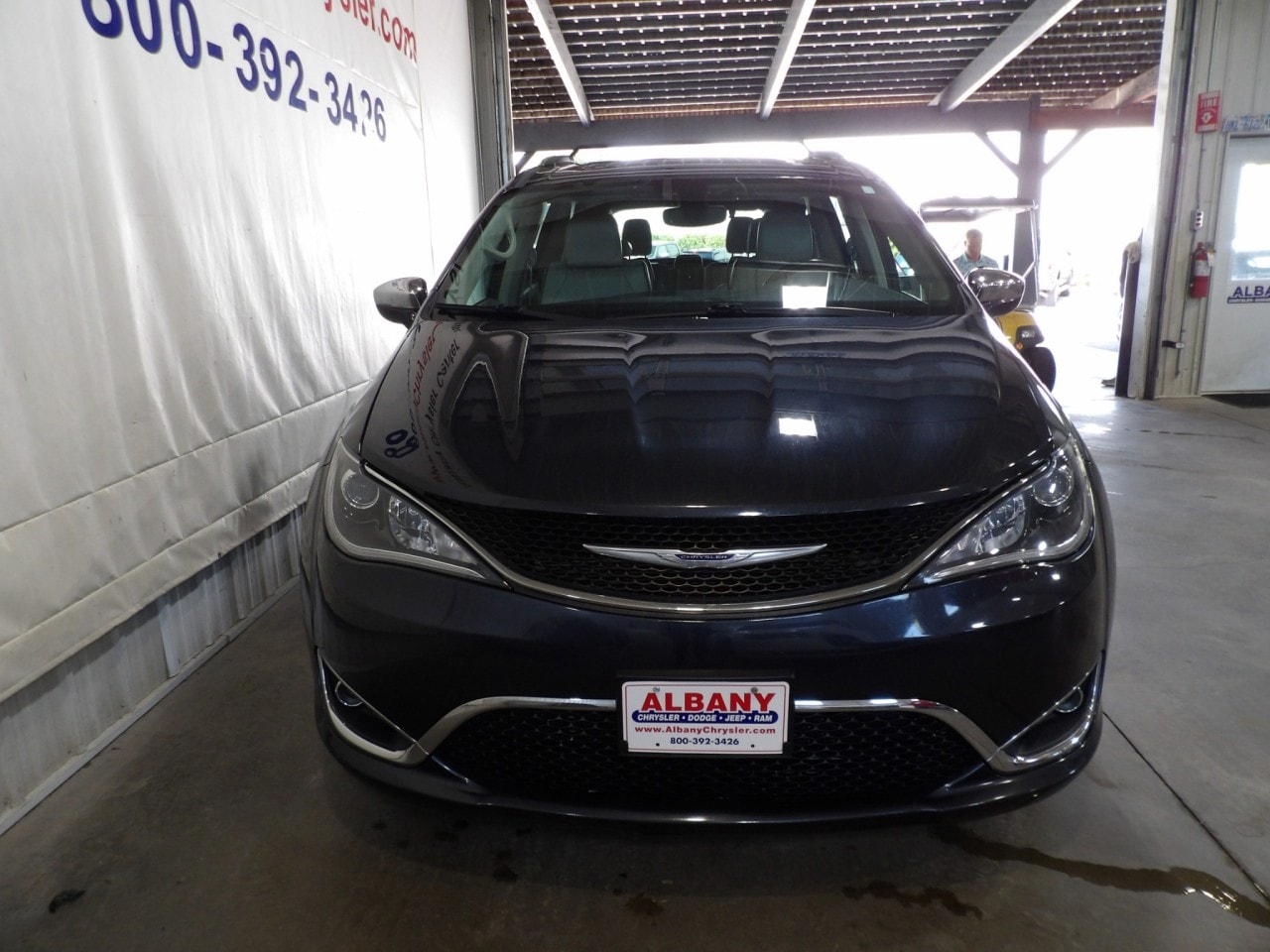 Used 2020 Chrysler Pacifica Limited with VIN 2C4RC1GG3LR144188 for sale in Albany, Minnesota