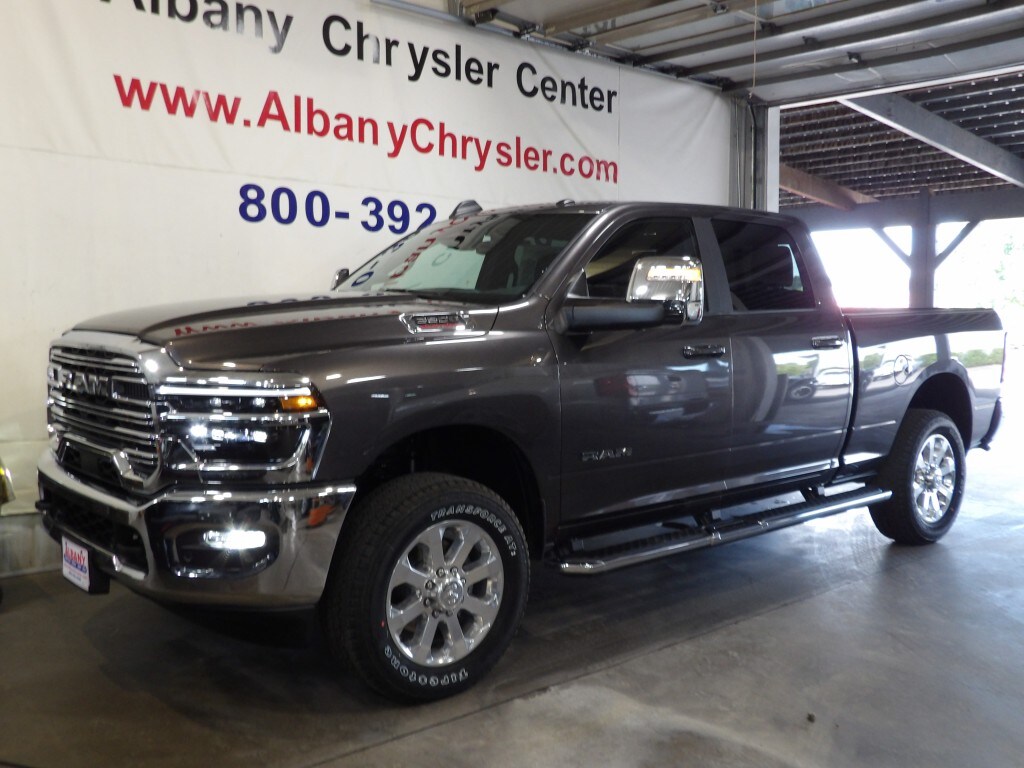 2026 Ram 3500 Laramie photo 4