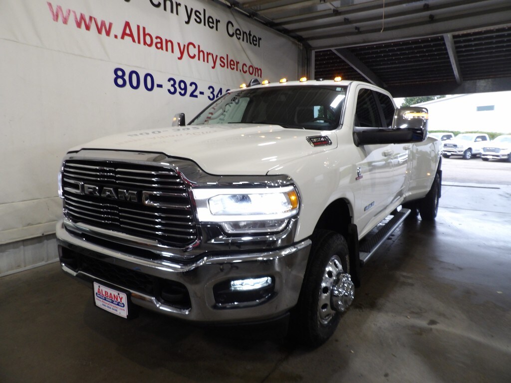 2023 Ram 3500 Laramie photo 3