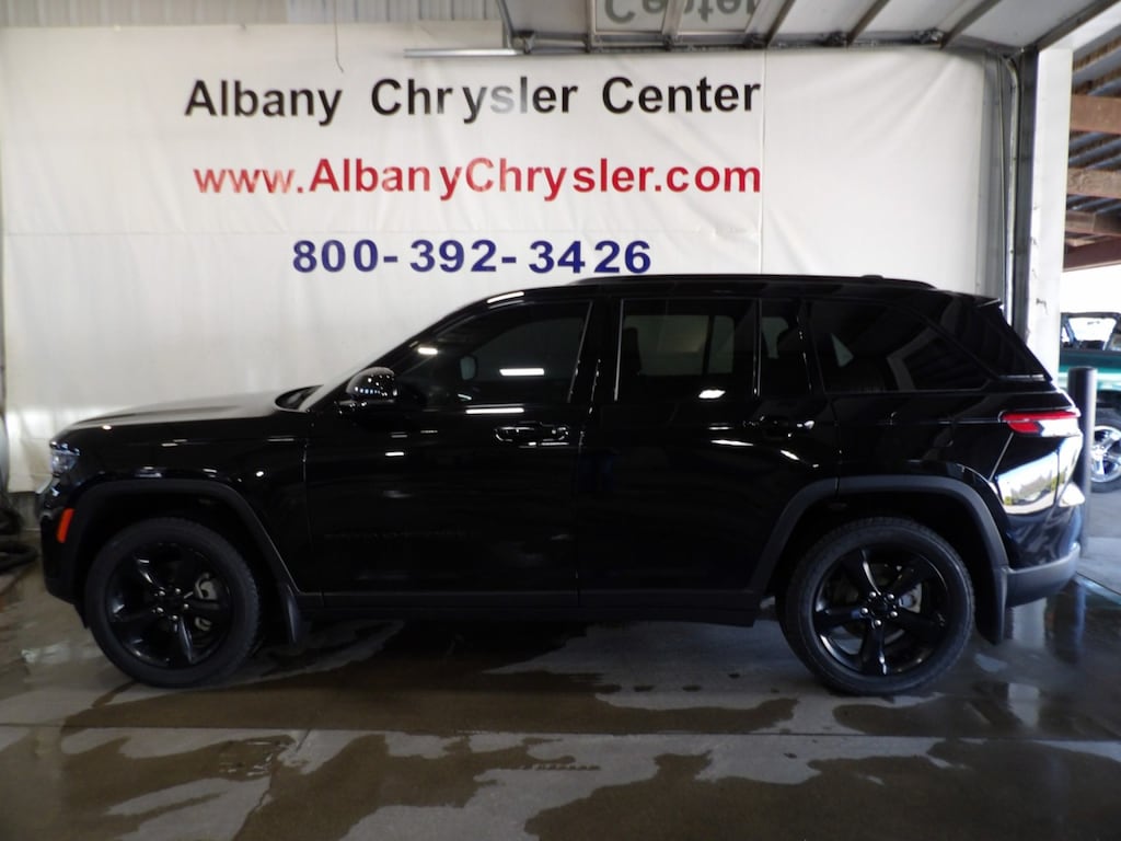 Certified 2023 Jeep Grand Cherokee Altitude X 4x4