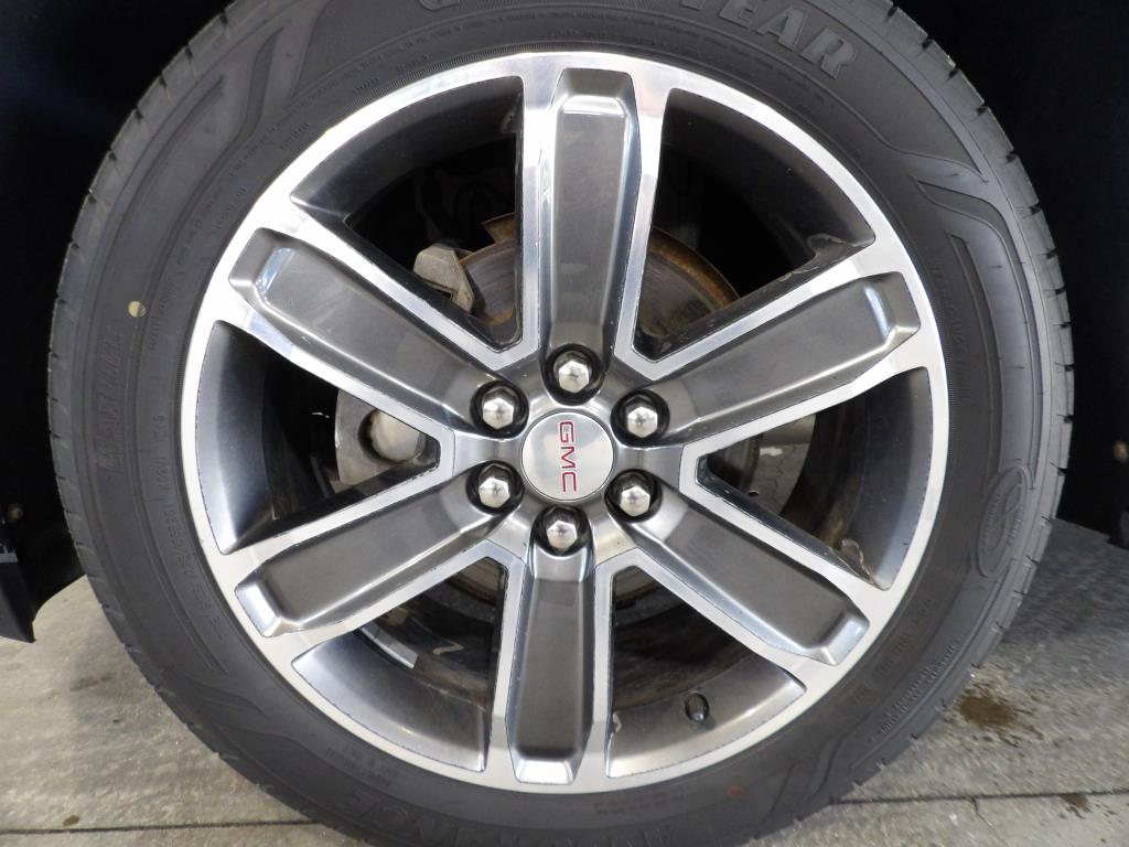 2017 Gmc Acadia Denali photo 4