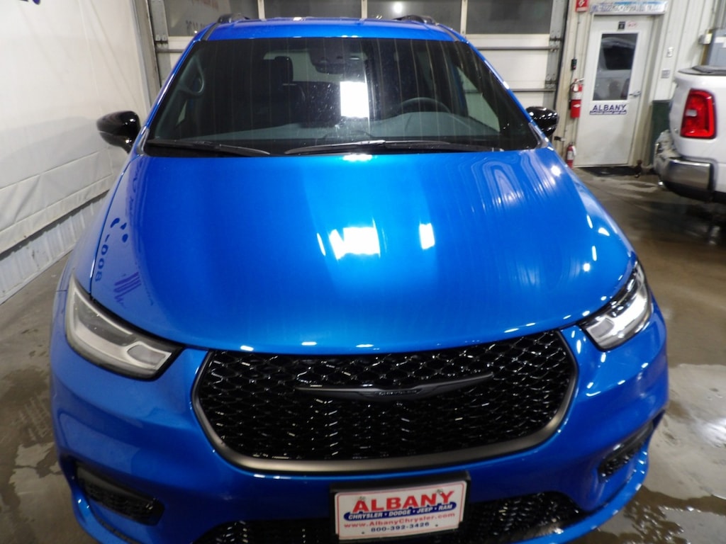 New 2026 Chrysler Pacifica SELECT AWD Passenger Van