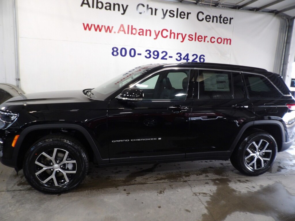 New 2025 Jeep Grand Cherokee LIMITED 4X4 Sport Utility