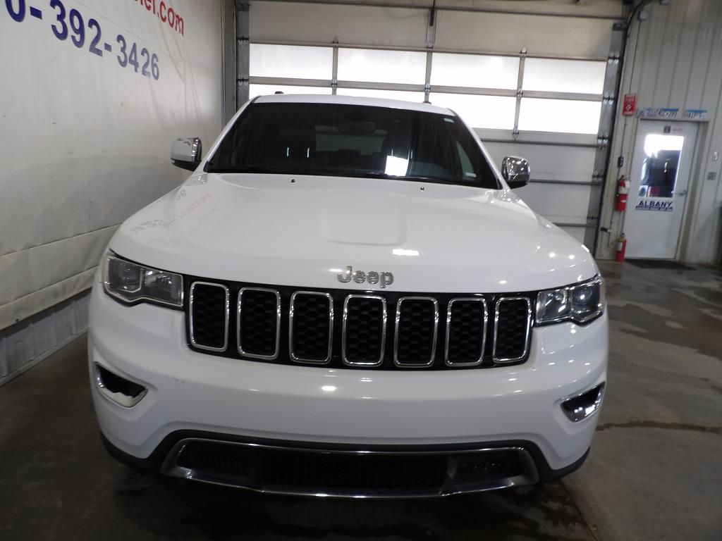 Certified 2022 Jeep Grand Cherokee WK Limited with VIN 1C4RJFBG6NC111028 for sale in Albany, Minnesota