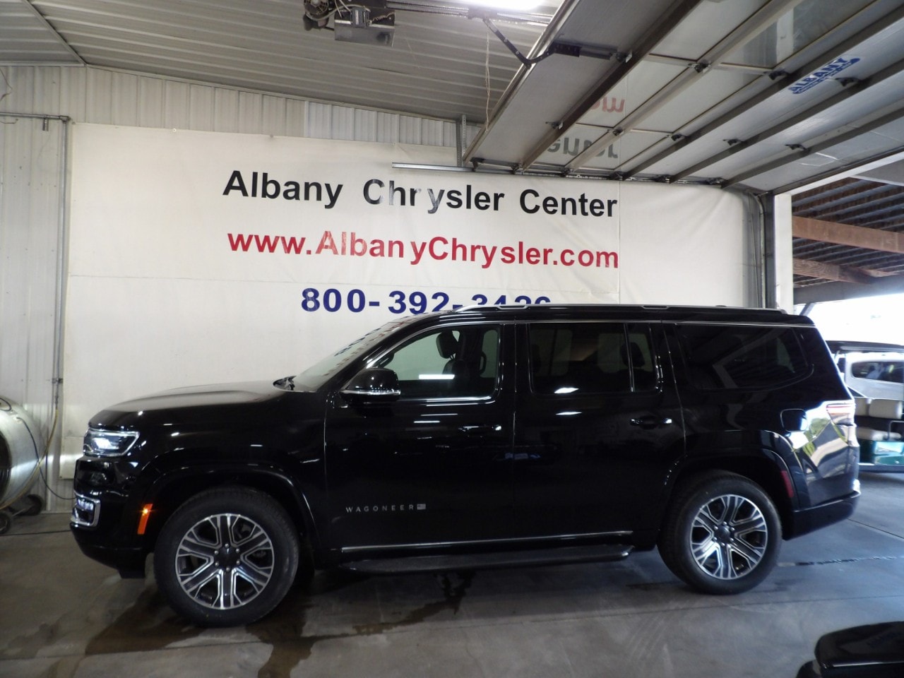 Certified 2024 Jeep Wagoneer Series II with VIN 1C4SJVBP0RS176254 for sale in Albany, Minnesota