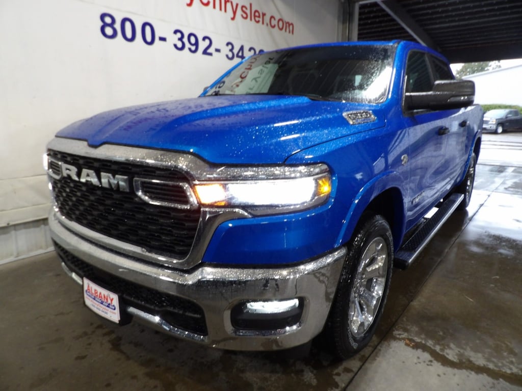 New 2026 Ram 1500 BIG HORN CREW CAB 4X4 5'7 BOX Pickup