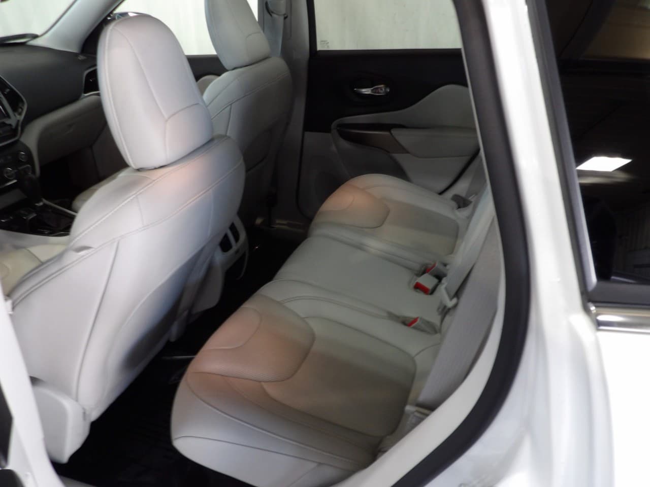 2022 Jeep Cherokee Limited - Photo 6