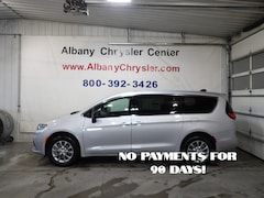 2026 Chrysler Pacifica SELECT AWD Passenger Van