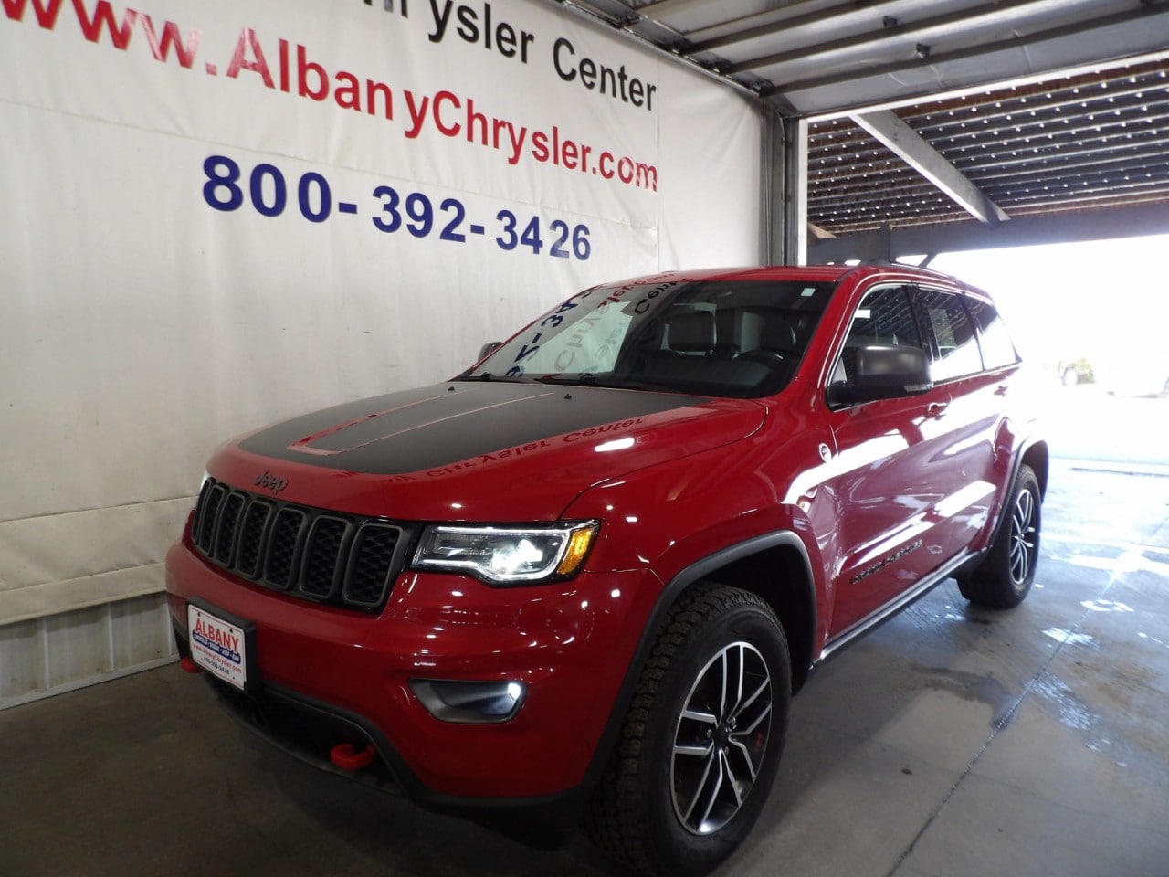 Certified 2019 Jeep Grand Cherokee Trailhawk with VIN 1C4RJFLGXKC805358 for sale in Albany, Minnesota