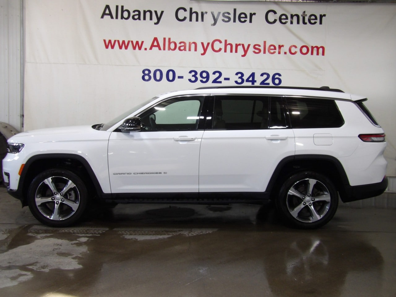 2024 Jeep Grand Cherokee L Limited's photo