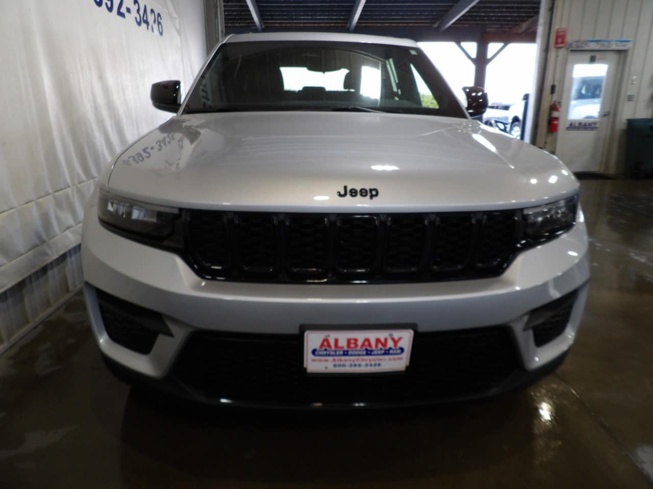 Certified 2024 Jeep Grand Cherokee Altitude with VIN 1C4RJHAG6R8534536 for sale in Albany, Minnesota