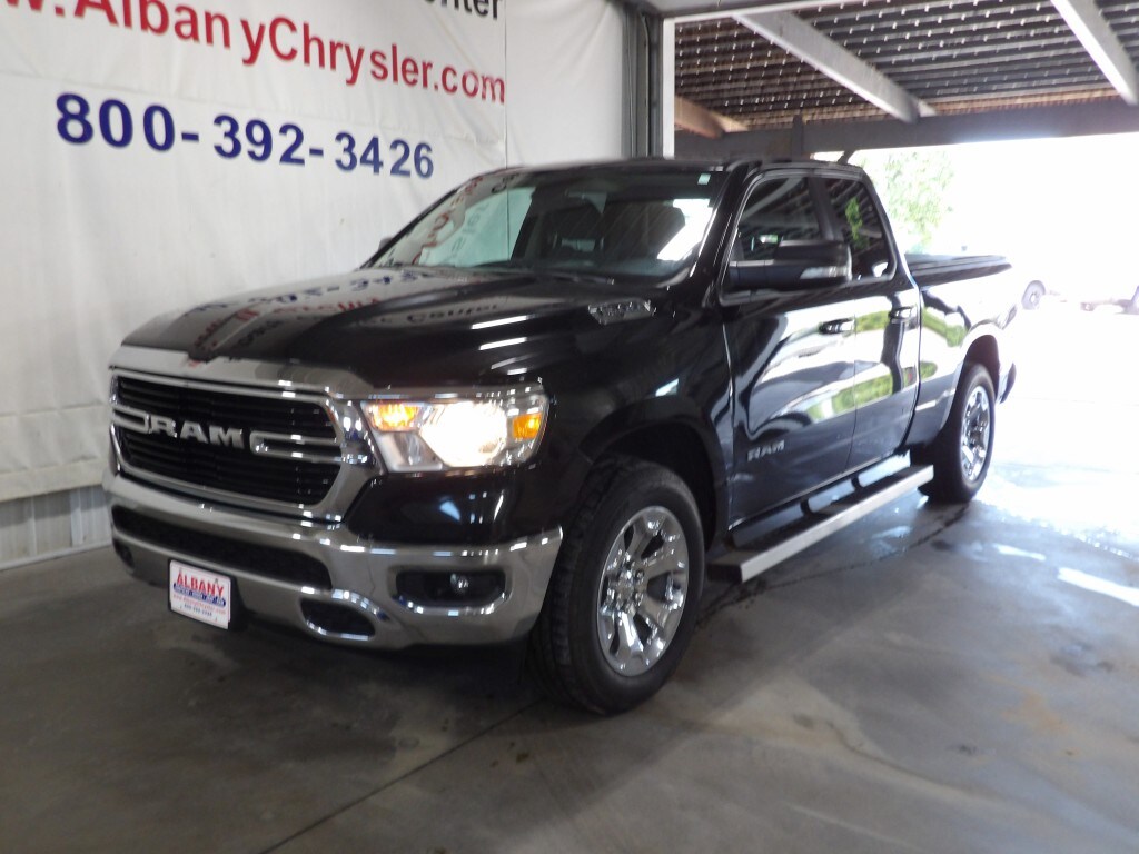 2020 Ram 1500 Big Horn photo 3