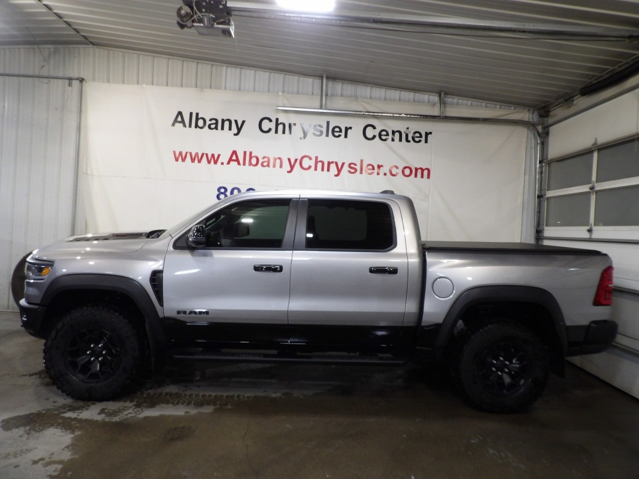 2026 RAM 1500 RHO 4x4 Crew Cab 5'7's photo