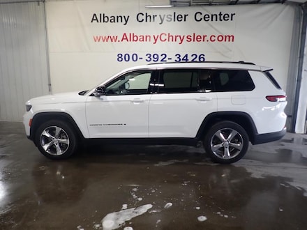 2021 Jeep Grand Cherokee Limited, NAV, 20's, Buckets, 4WD