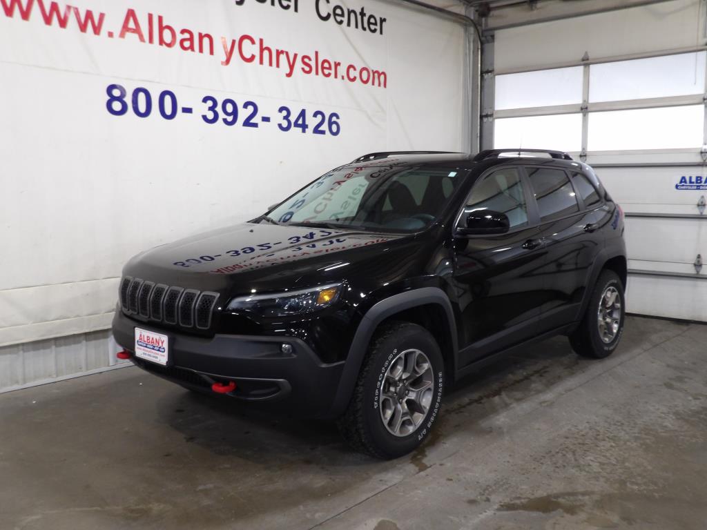 2022 Jeep Cherokee Trailhawk photo 3