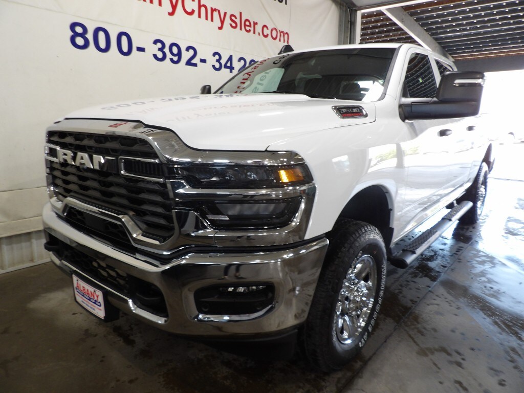 2026 Ram 3500 Tradesman photo 3