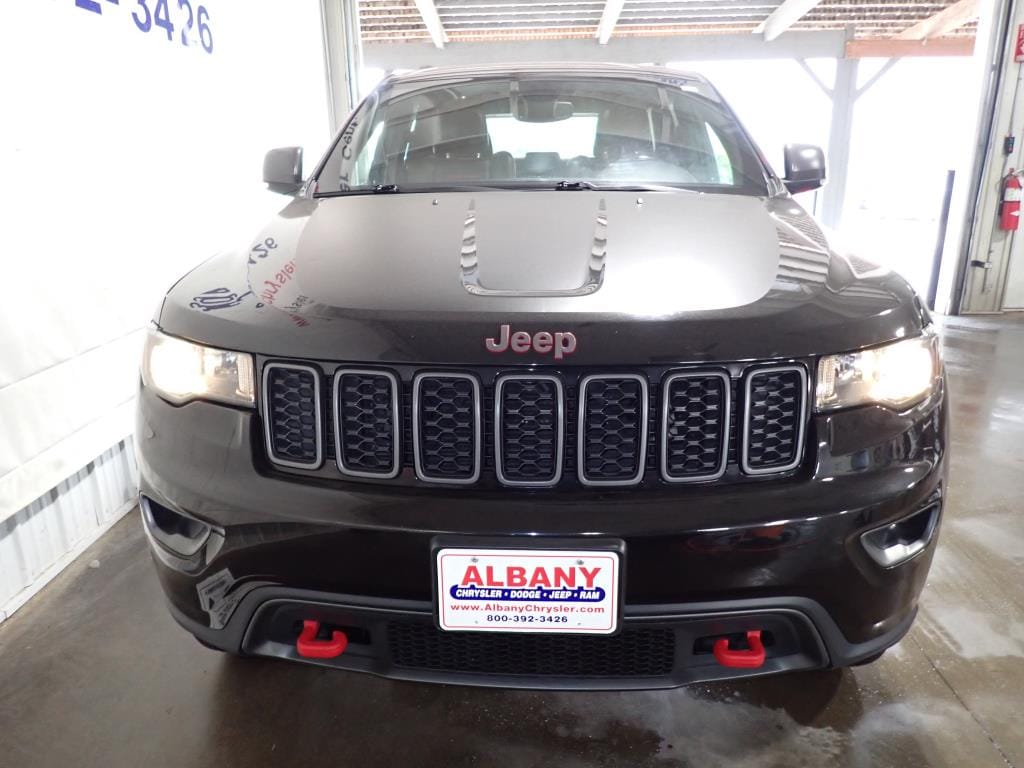 Certified 2020 Jeep Grand Cherokee Trailhawk with VIN 1C4RJFLG4LC347107 for sale in Albany, Minnesota