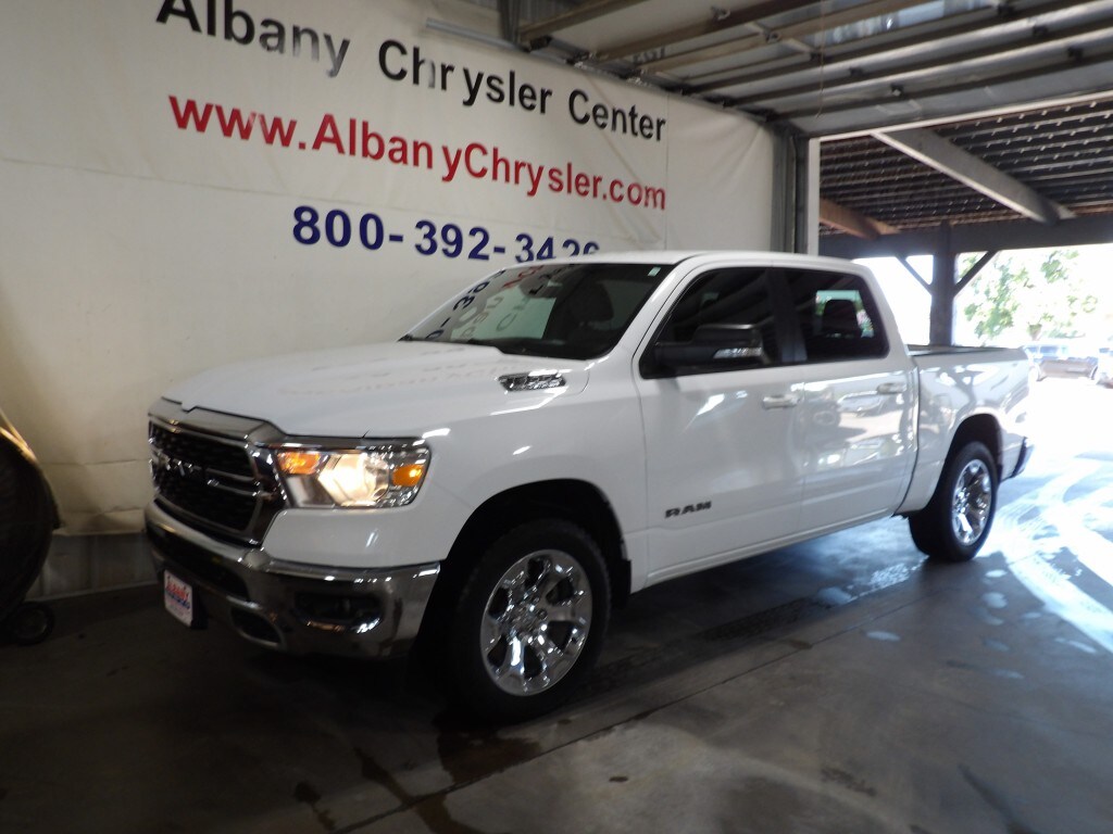 2022 Ram 1500 Big Horn photo 3
