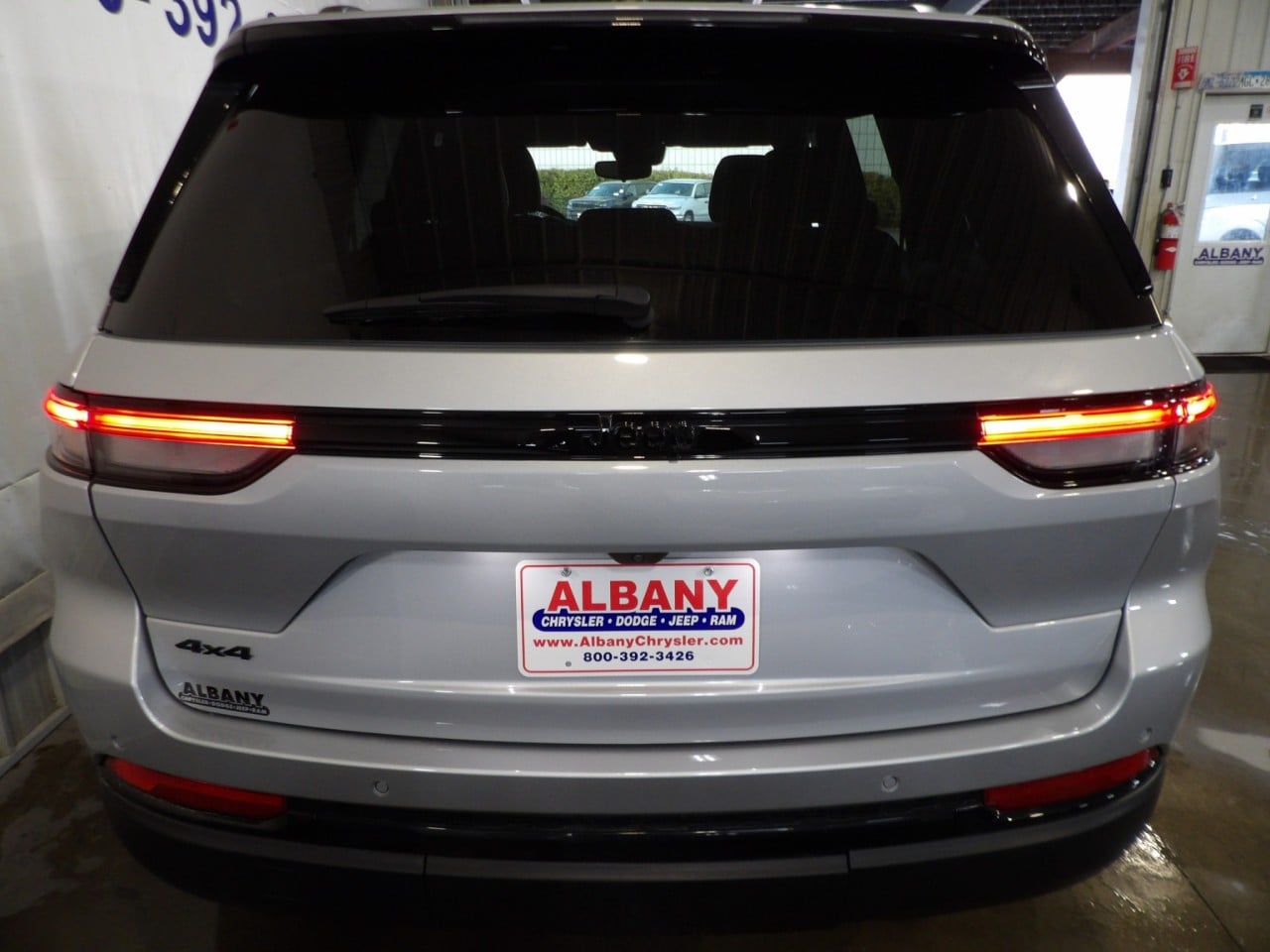 2024 Jeep Grand Cherokee Altitude - Photo 22